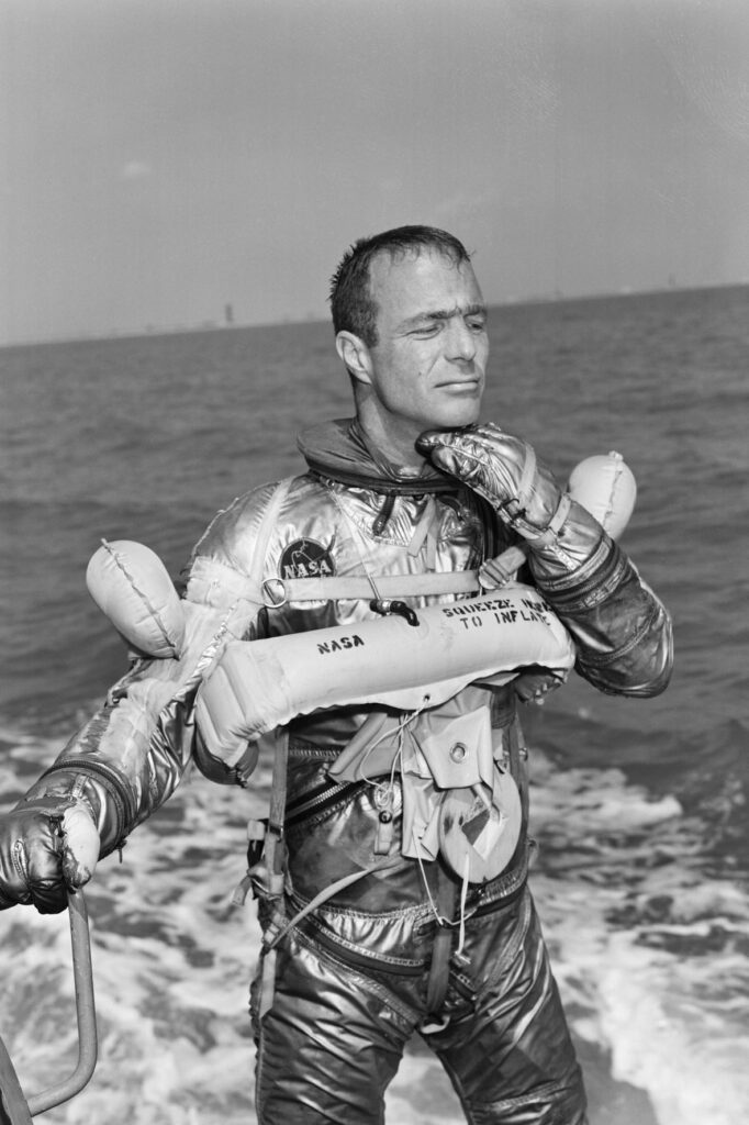 Astronaut Scott Carpenter, prime pilot for the Mercury-Atlas 7 mission, goes through a water egress training session
