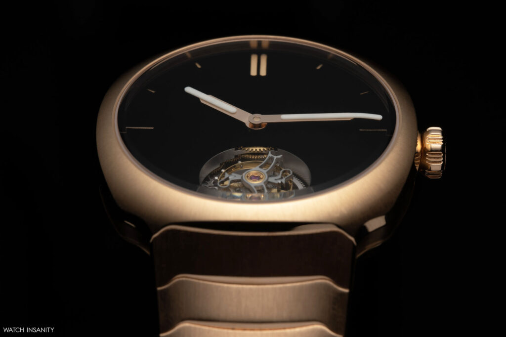 H. Moser & Cie: Streamliner Tourbillon Vantablack® 