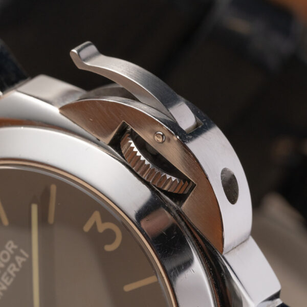 Panerai_Luminor_Logo_5218_201:A_Watch_Insanity_Pre_Loved_05
