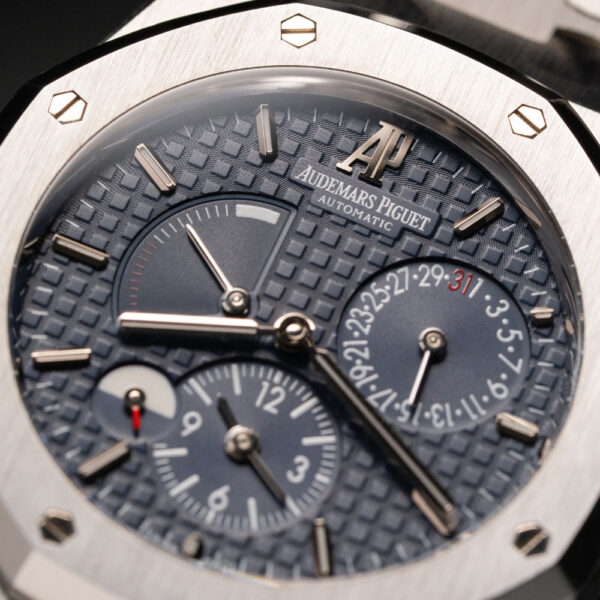 Audemars_Piguet_Royal_Oak_Dual_Time26120ST_Watch_Insanity_04