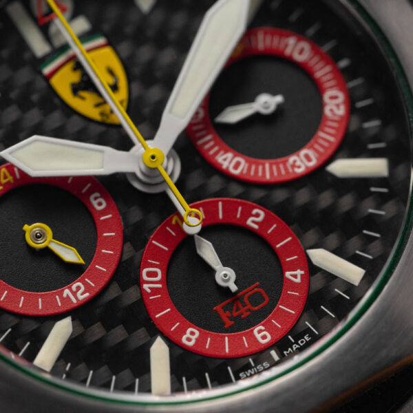 Girard_Perregaux_Laureato_Ferrari_F40_Ref80190_Watch_Insanity_Pre_Loved_04