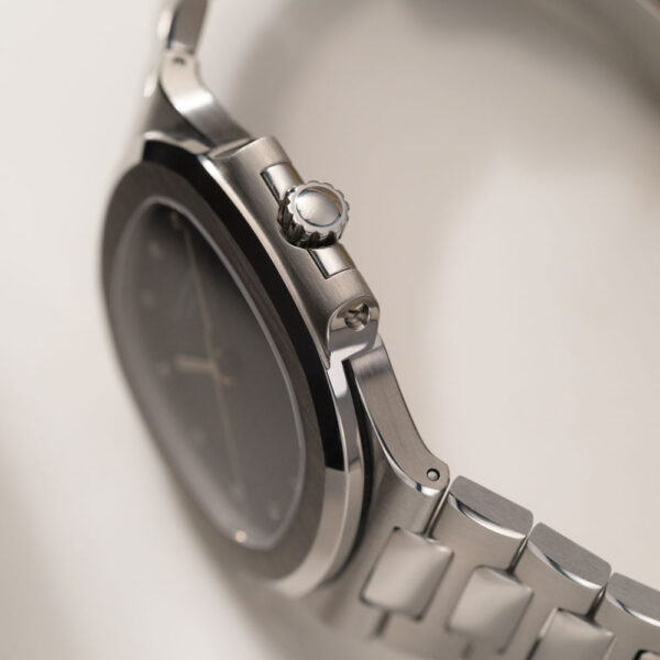 Patek_Philippe_Nautilus_3800_Diamond_Watch_Insanity_Pre_Loved_09