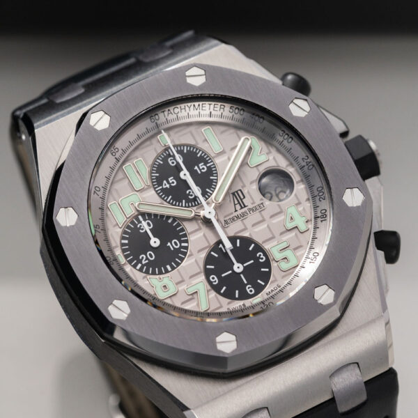 Audemars_Piguet_Offshore_Titanium_Tantlum_Watch_Insanity_Pre_Loved_03
