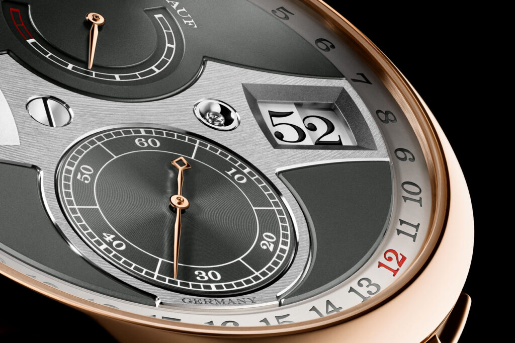 A. Lange & Söhne presenta una nuova versione dello Zeitwerk Date con cassa in oro rosa e quadrante in argento 925 grigio.