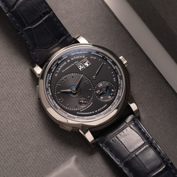 ALS_Lange1_Time_Zone_Watch_Insanity_Pre_Loved_08