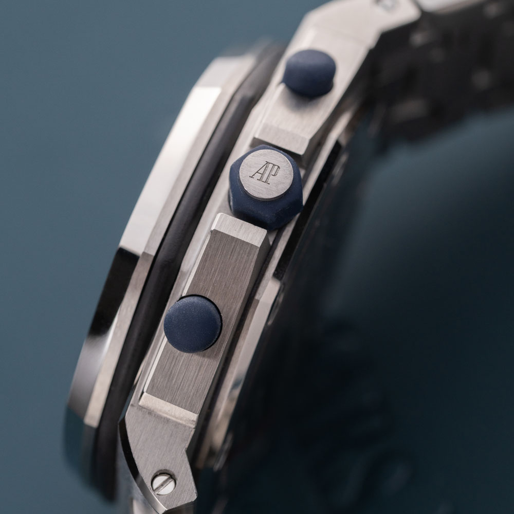 Audemars_Piguet_Royal_Offshore_Chronograph_25721ST_Watch_Insanity_Pre_Loved_01