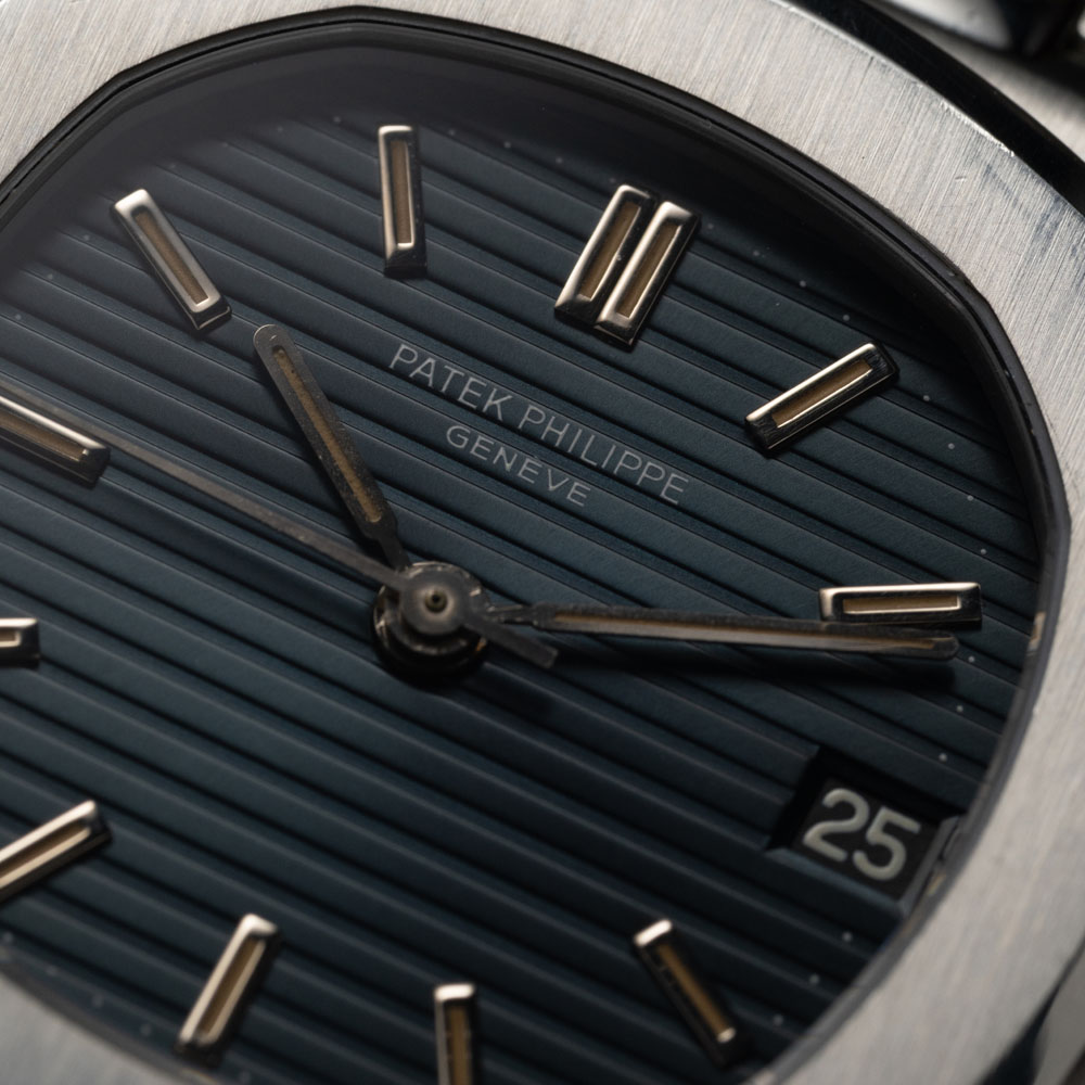 Patek_Philippe_Nautilus_3800_Watch_Insanity_Pre_Loved_06