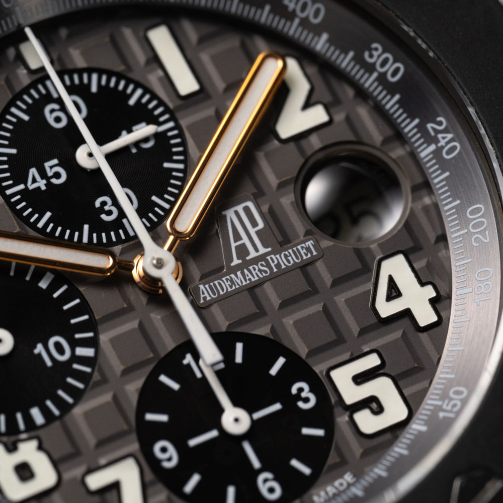 Audemars_Piguet_Royal_Oak_Offshore_25940OK_Watch_Insanity_Pre_Loved_05