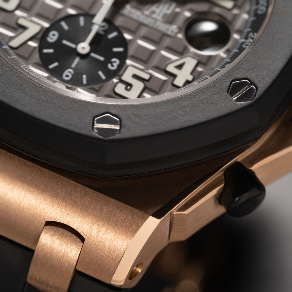 Audemars_Piguet_Royal_Oak_Offshore_25940OK_Watch_Insanity_Pre_Loved_08