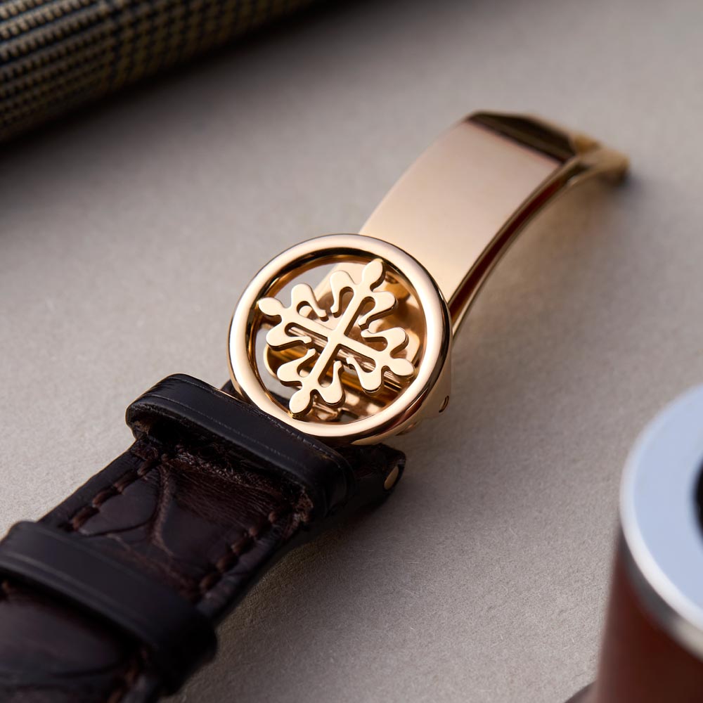 Patek_Philippe_World_Time_5110R_Watch_Insanity_Pre_Loved_08