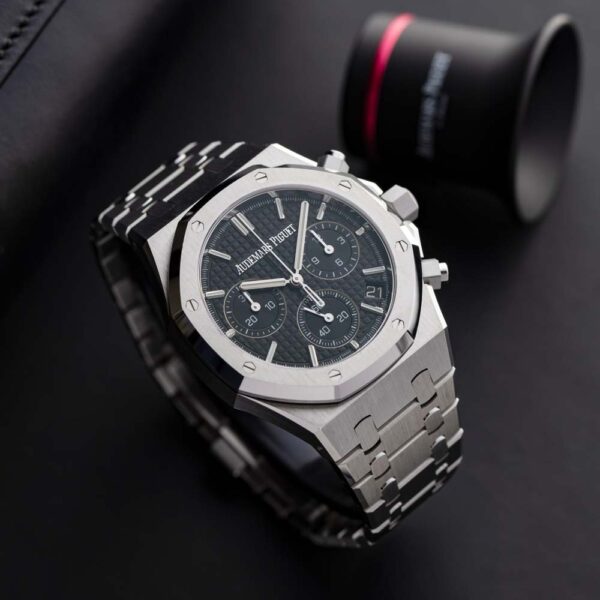 Audemars_Piguet_Royal_Oak_Chronograph_50th_Anniversary_26240ST_Watch_Insanity_05