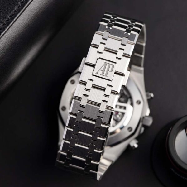 Audemars_Piguet_Royal_Oak_Chronograph_50th_Anniversary_26240ST_Watch_Insanity_12