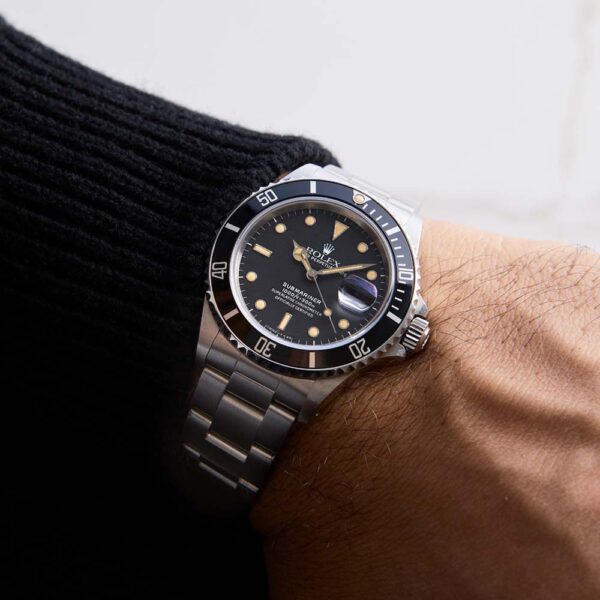 Rolex_Submariner_168000_Watch_Insanity_Pre_Loved_02