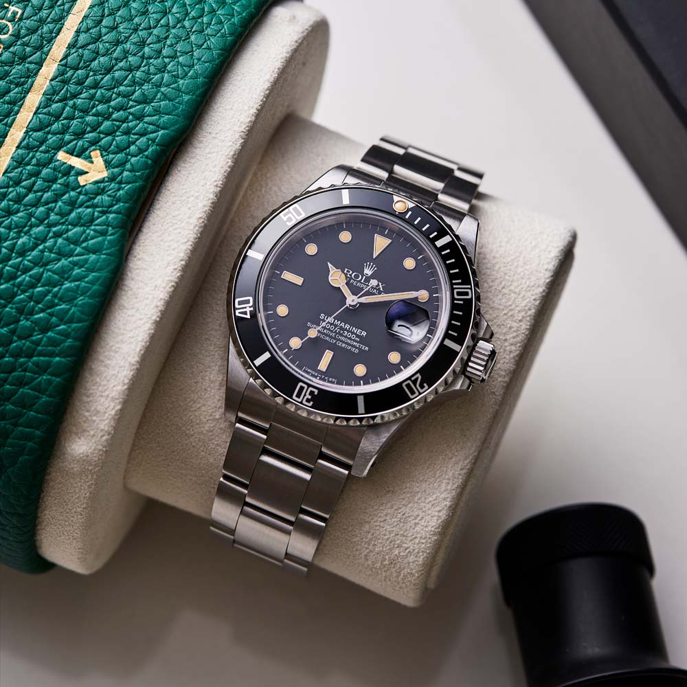 Rolex_Submariner_168000_Watch_Insanity_Pre_Loved_03