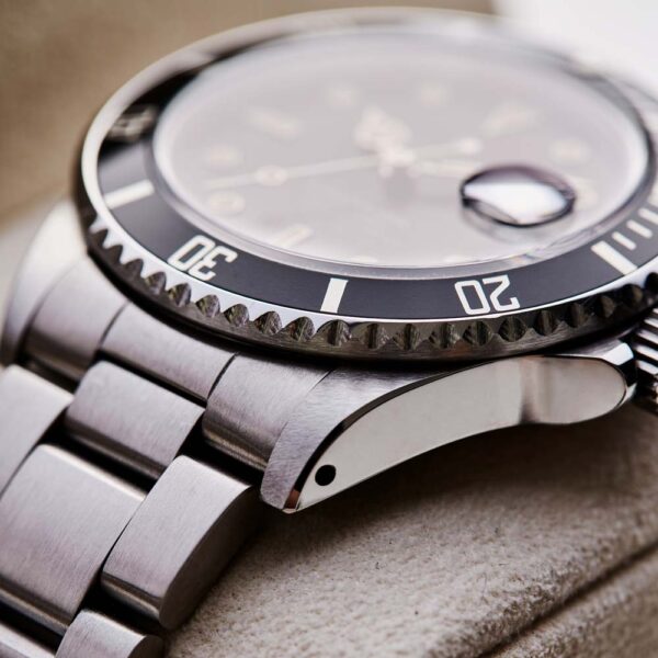 Rolex_Submariner_168000_Watch_Insanity_Pre_Loved_08