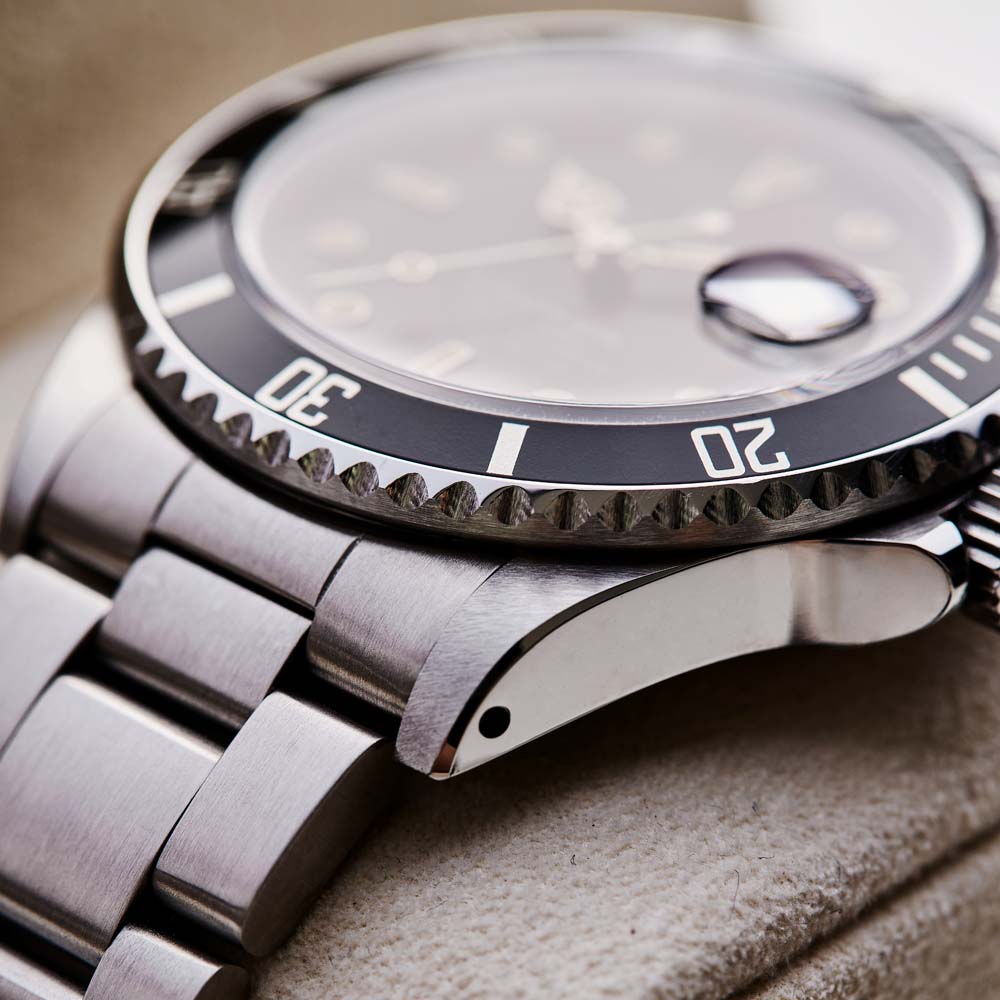 Rolex_Submariner_168000_Watch_Insanity_Pre_Loved_08