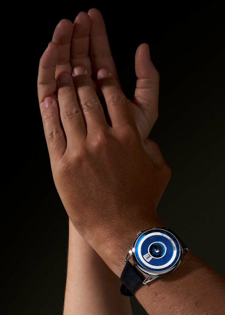De Bethune DB25 Digitale