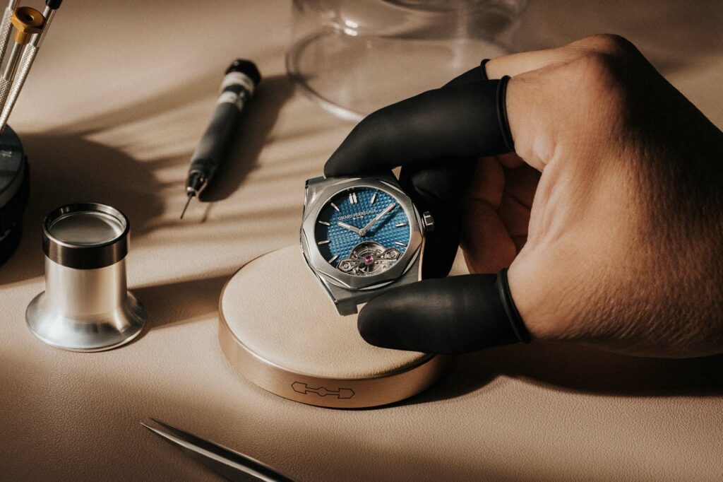 Laureato Fifty Tourbillon Micro Rotor 39 mm