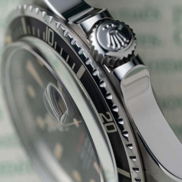 Rolex_Submariner_1680_Watch_Insanity_Pre_Loved_10