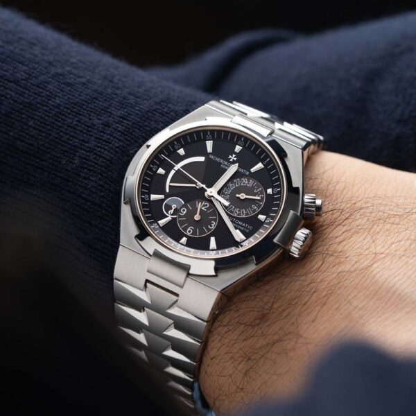 Vachercon_Constantin_Overseas_Watch_Insanity_Pre_Loved_09